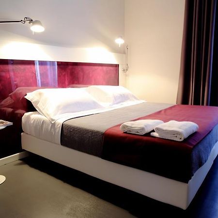 Inn Urbe Colosseo โรม ภายนอก รูปภาพ