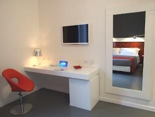 Inn Urbe Colosseo โรม ภายนอก รูปภาพ